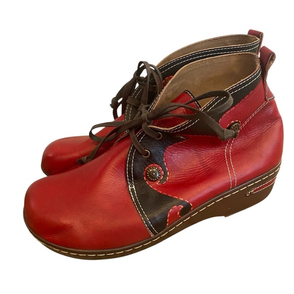 L’Artiste Spring Step Red Cookie Bootie Shoes - Picture 4 of 9